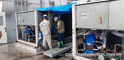 Bảo dưỡng Chiller tại khu công nghiệp Phúc Điền