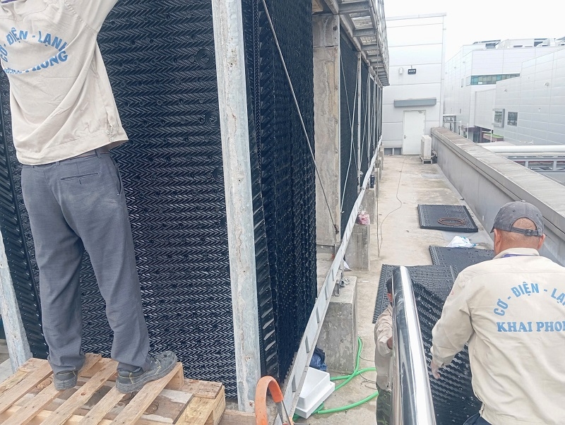 Thay thế tấm tản nhiệt tại Hải Phòng