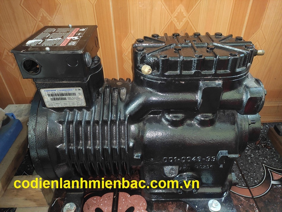 Máy nén R7-2DL-750/-75X 